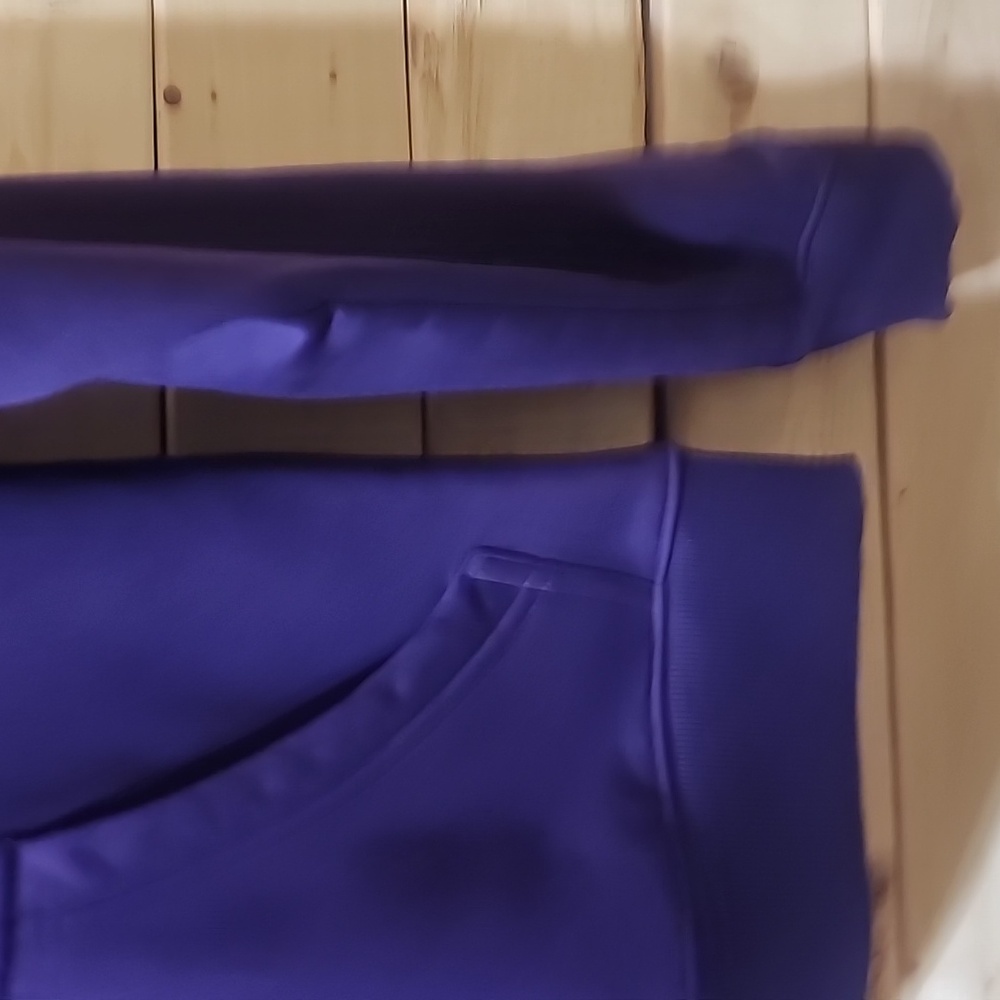 Under Armour Hoodie Size Xs Tp Girls - Picture 5 of 7